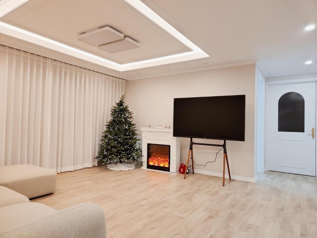 Grand Open Hongdae Houes 4bdr 2bth 아파트 서울특별시