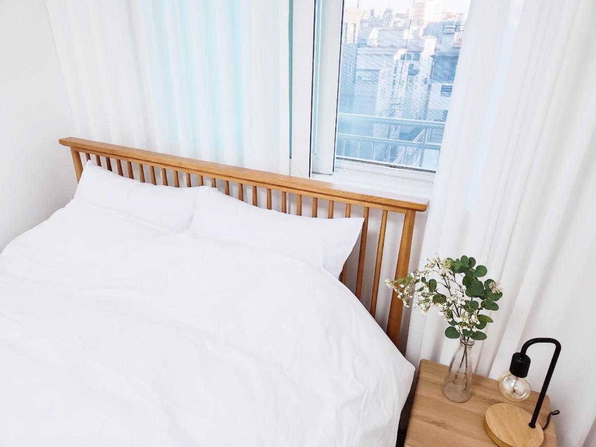 아파트 Grand Open Hongdae Houes 4bdr 2bth 서울특별시